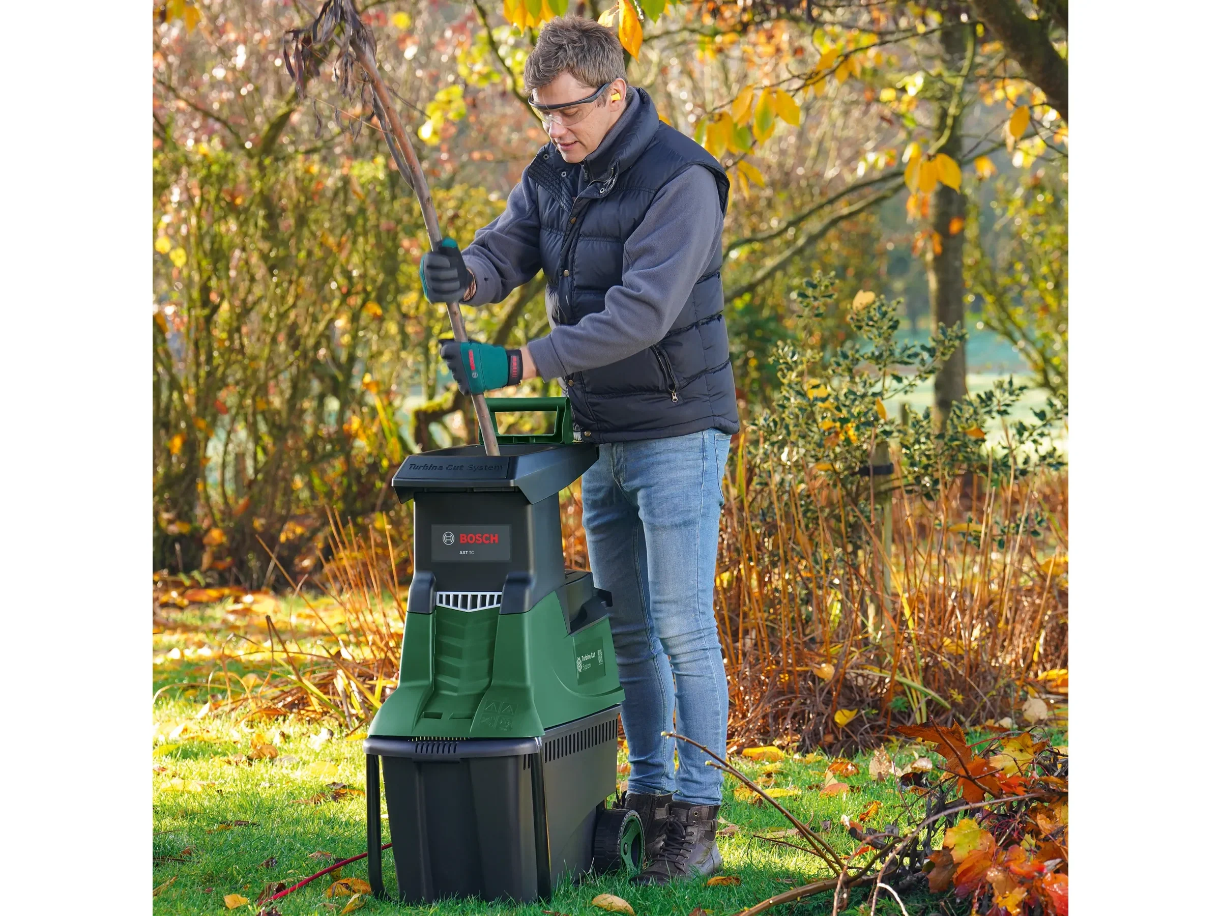 Bosch AXT 25 TC Gartenhäcksler mit Turbine-Cut-System