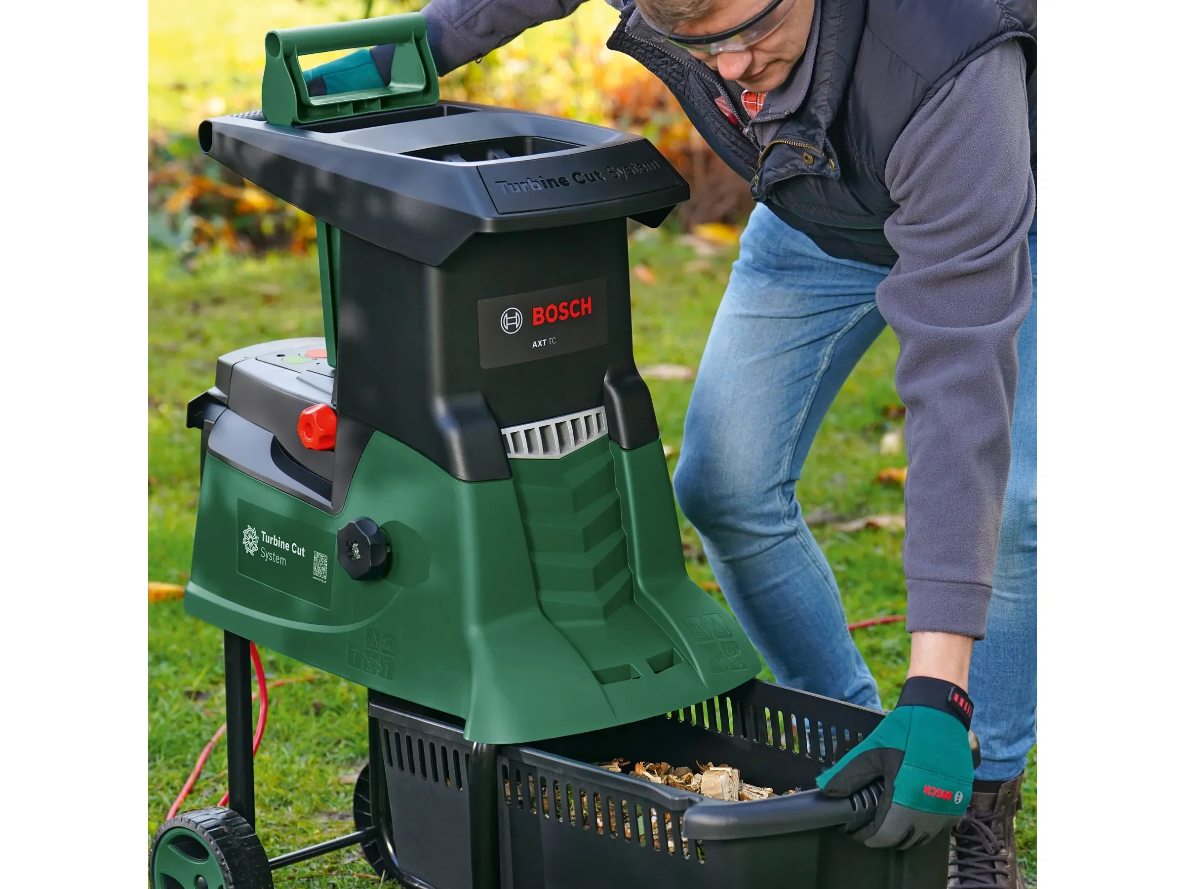 Bosch AXT 25 TC Gartenhäcksler mit Turbine-Cut-System
